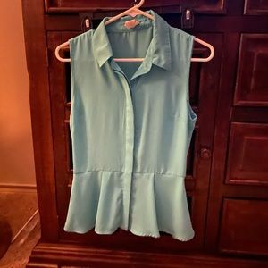 One Clothing Sleeveless Peplum Blouse